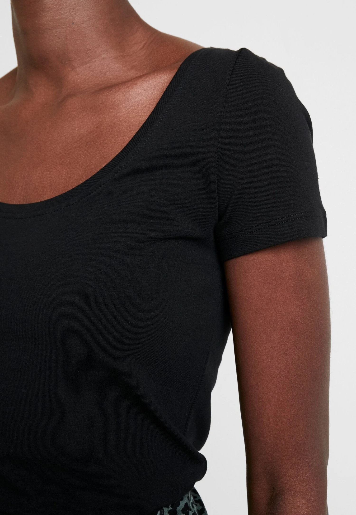 Anna Field 2 Pack- Camiseta Básica - Black - Imagen 6