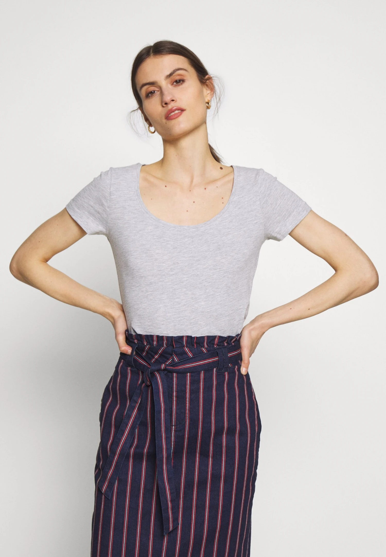 Anna Field 3 Pack - Camiseta Básica - White/Navy/Light Grey Melange - Imagen 3