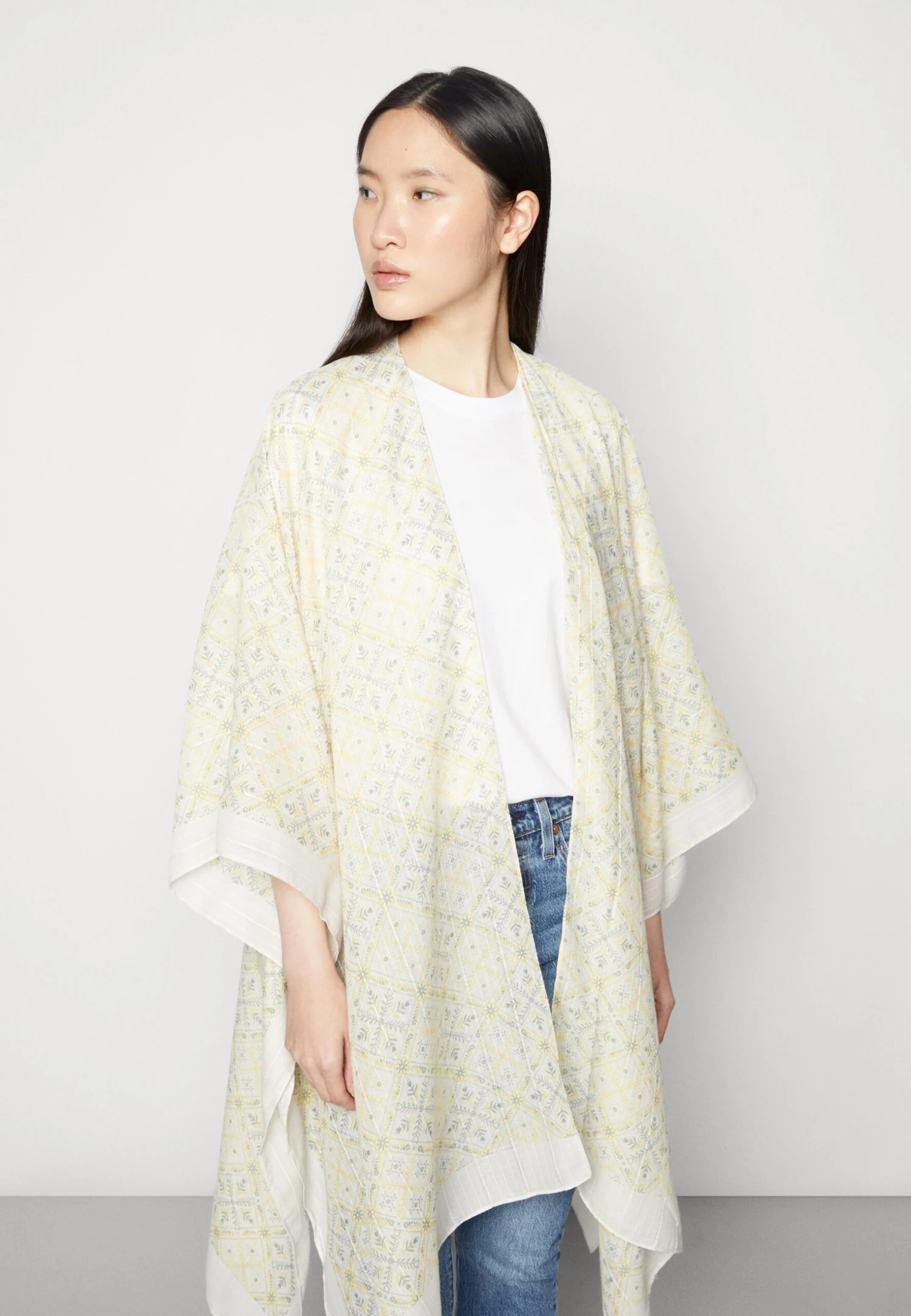 Anna Field Poncho - Yellow - Imagen 4