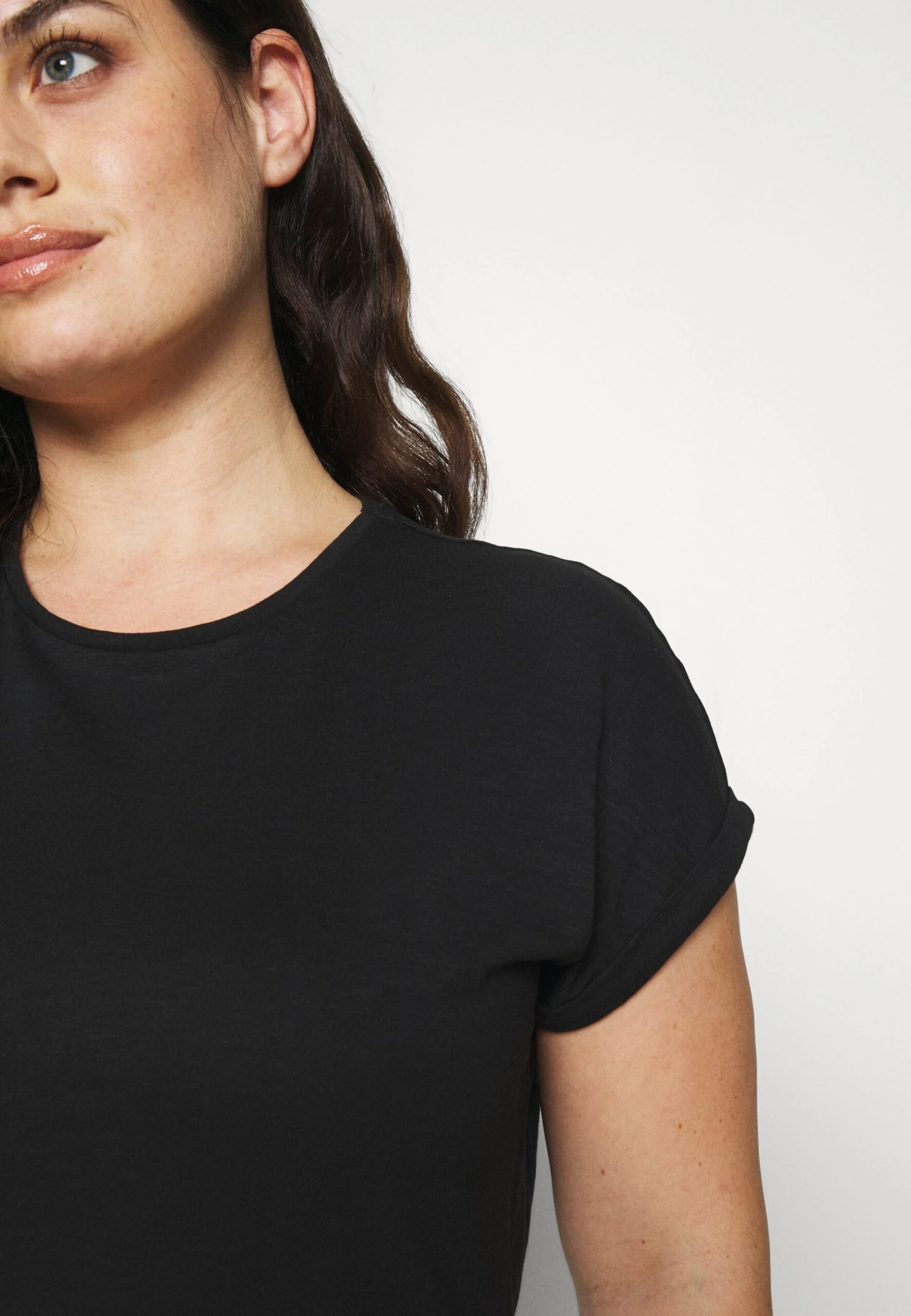 Slub Jersey- Camiseta Básica - Black - Imagen 5